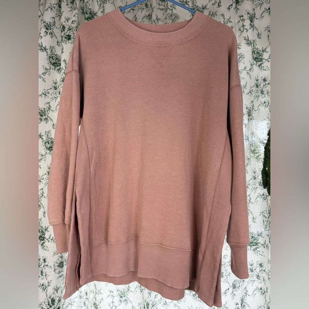 Aerie long sleeve loose sweater
